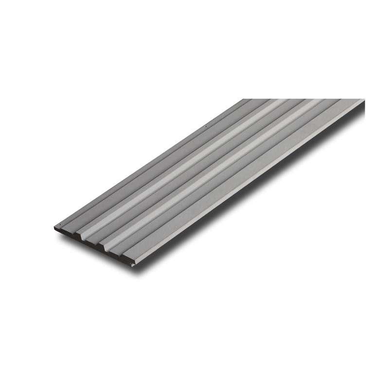 ผนังตกแต่ง เอสซีจี  รุ่นโมดิน่า-เอ็ม2 ขนาด 30x300x2.5 ซม. สีซีเมนต์-1